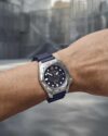 Ανδρικό ρολόι VICTORINOX Dive Pro αυτόματο με μπλε λουράκι από καουτσούκ - Image 2